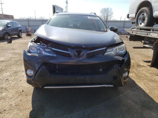 Photo 5 from auction – 2015 TOYOTA RAV4 LIMIT with VIN JTMDFREV4FD145844