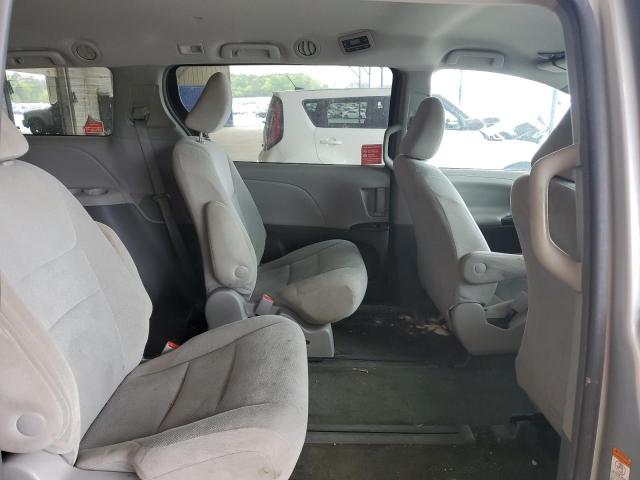 Photo 11 from auction – 2016 TOYOTA SIENNA with VIN 5TDZK3DC2GS724156