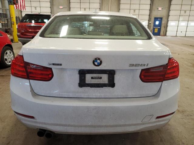 Photo 6 from auction – 2013 BMW 3 SERIES with VIN WBA3B3C54DF532495