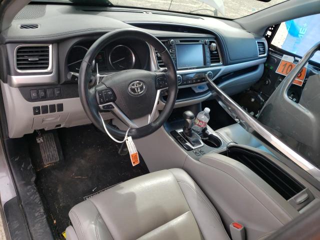 Photo 8 from auction – 2019 TOYOTA HIGHLANDER with VIN 5TDKZRFHXKS563329