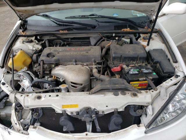 Photo 11 from auction – 2004 TOYOTA CAMRY LE with VIN JTDBE32K840284400