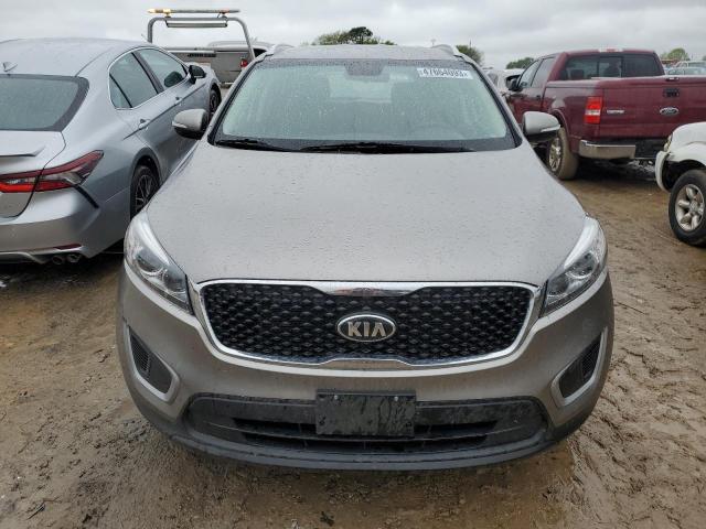 Photo 5 from auction – 2017 KIA SORENTO LX with VIN 5XYPGDA31HG286408