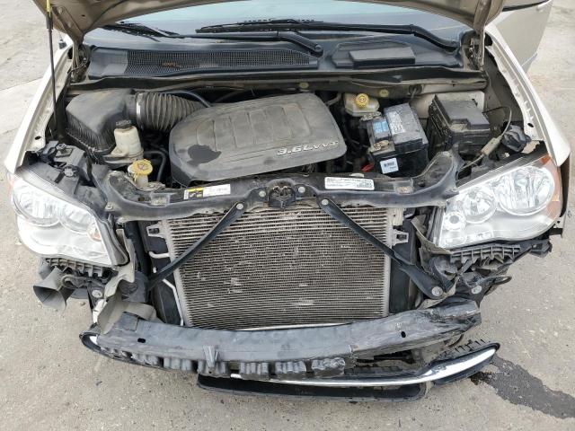 Photo 12 from auction – 2016 CHRYSLER TOWN & COU with VIN 2C4RC1BG7GR291840