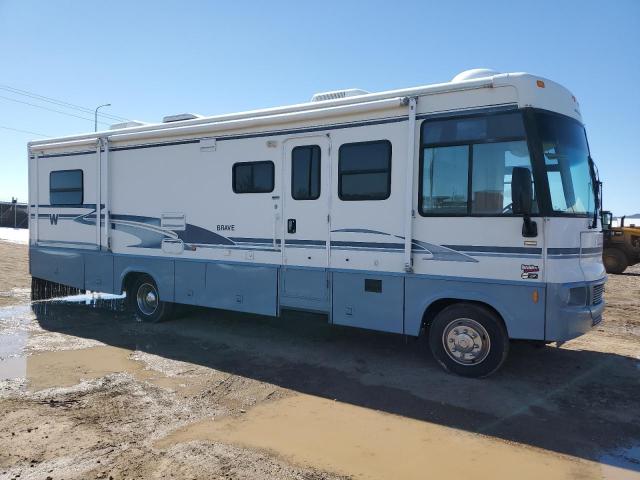 Photo 1 from auction – 2004 WORKHORSE CUSTOM CHASSIS MOTORHOME with VIN 5B4MP67G343378598