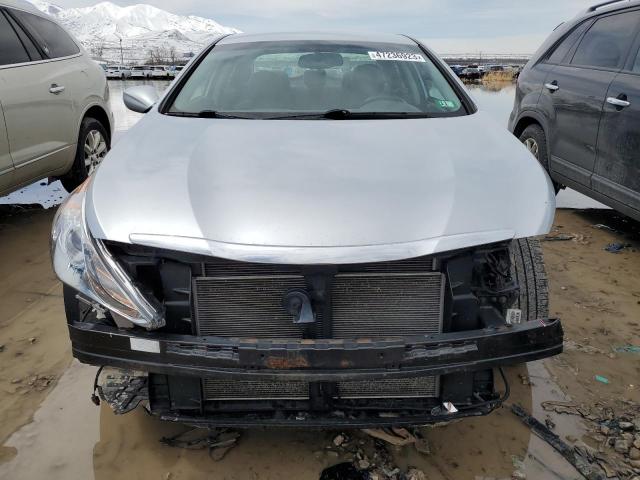 Photo 5 from auction – 2013 HYUNDAI SONATA SE with VIN 5NPEC4AC0DH546447
