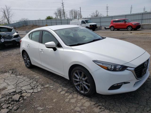 Photo 4 from auction – 2018 MAZDA 3 TOURING with VIN 3MZBN1V37JM203028
