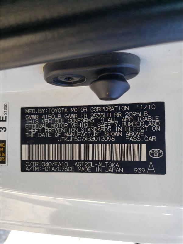 Photo 10 from auction – 2011 TOYOTA SCION TC with VIN JTKJF5C7XB3013096