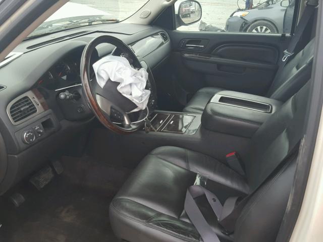 Photo 5 from auction – 2011 GMC YUKON DENA with VIN 1GKS1EEF2BR386956