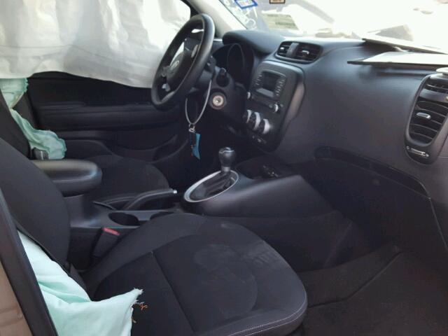 Zdjęcie 5 z aukcji – 2014 KIA SOUL z VIN KNDJN2A23E7034398
