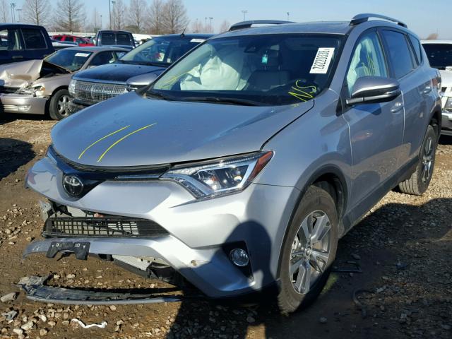 Photo 2 from auction – 2017 TOYOTA RAV4 XLE with VIN 2T3RFREV1HW633886