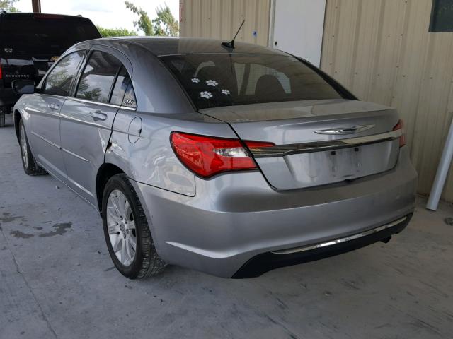 Photo 2 from auction – 2013 CHRYSLER 200 TOURIN with VIN 1C3CCBBB7DN714882