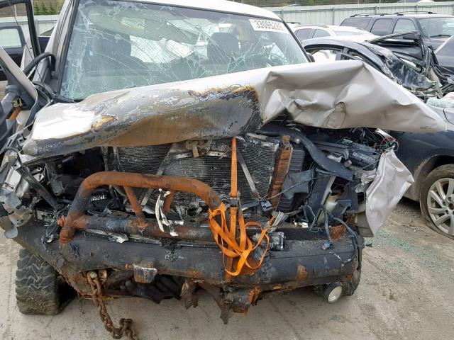 Photo 7 from auction – 2005 CHEVROLET SILVERADO with VIN 1GCHC24UX5E340592