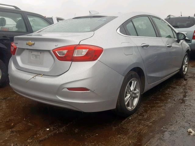 Photo 4 from auction – 2017 CHEVROLET CRUZE with VIN 1G1BE5SM0H7262491