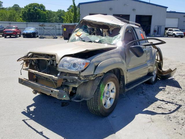 Photo 2 from auction – 2006 TOYOTA 4RUNNER SR with VIN JTEZU14RX60081670