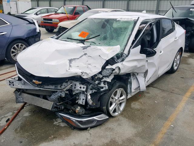 Photo 2 from auction – 2017 CHEVROLET CRUZE LT with VIN 1G1BE5SM0H7190871