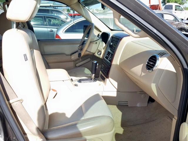 Photo 5 from auction – 2006 FORD EXPLORER L with VIN 1FMEU65876UA55456
