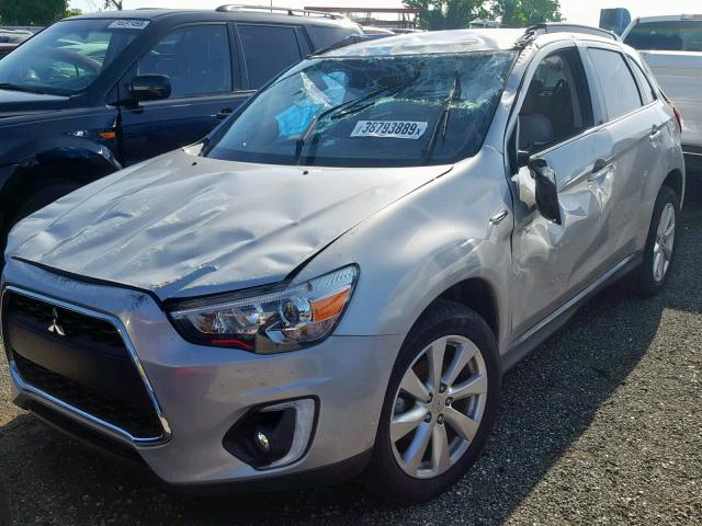 Photo 2 from auction – 2015 MITSUBISHI OUTLANDER with VIN 4A4AP4AWXFE028175