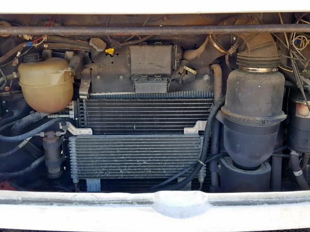 Photo 7 from auction – 1999 FORD F53 with VIN 3FCMF53S2XJA04781