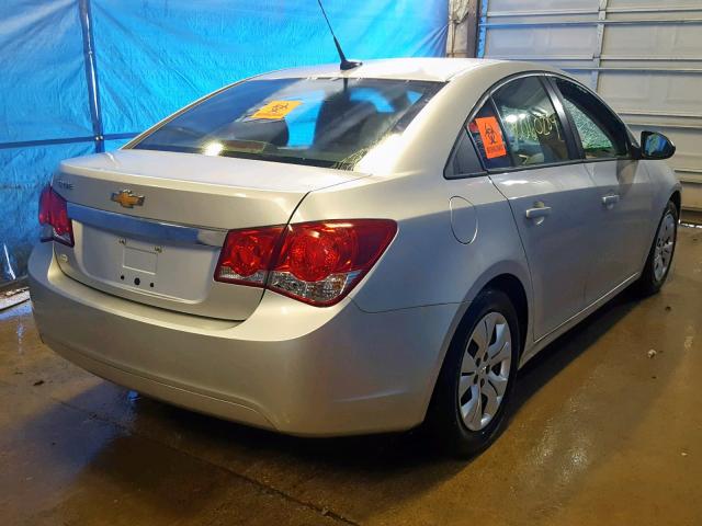 Photo 4 from auction – 2014 CHEVROLET CRUZE LS with VIN 1G1PA5SG4E7449014