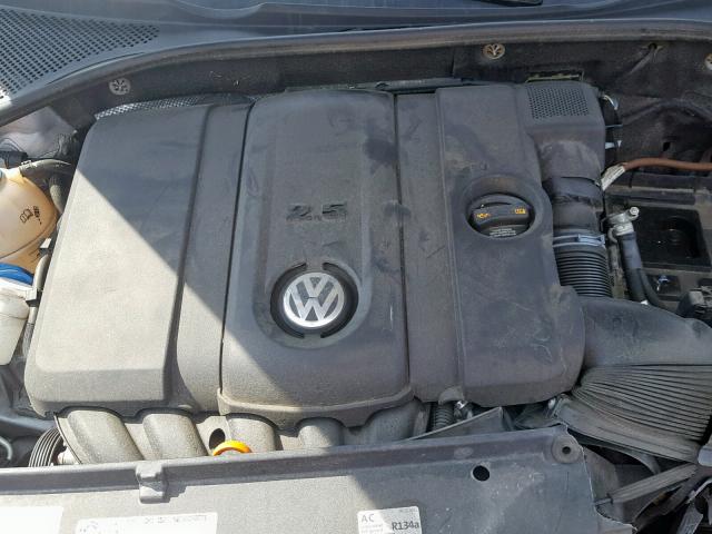 Photo 7 from auction – 2013 VOLKSWAGEN PASSAT SE with VIN 1VWBP7A35DC027461