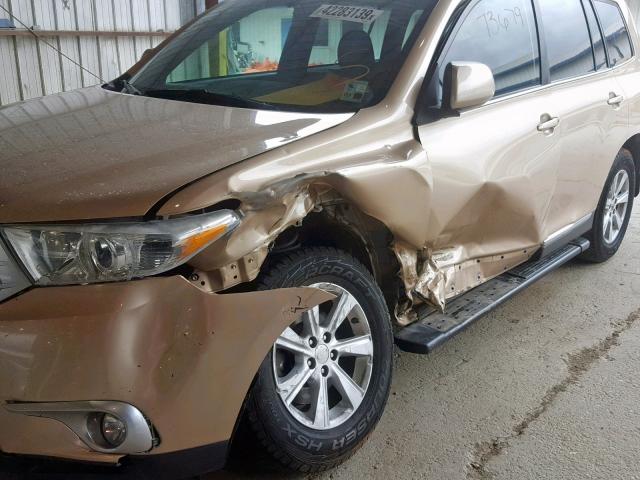 Photo 9 from auction – 2011 TOYOTA HIGHLANDER with VIN 5TDZK3EH1BS024857