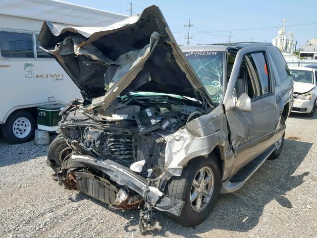Photo 2 from auction – 2000 CADILLAC ESCALADE with VIN 1GYEK63RXYR226481