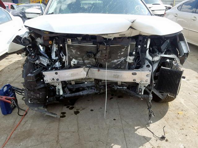 Photo 9 from auction – 2017 NISSAN PATHFINDER with VIN 5N1DR2MN3HC633431