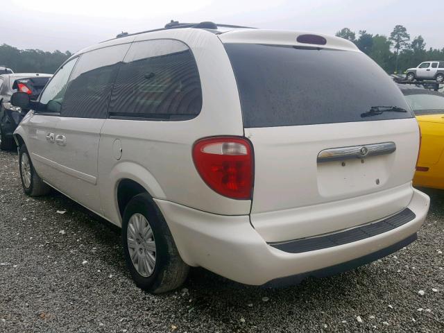 Photo 3 from auction – 2005 CHRYSLER TOWN & COU with VIN 2C4GP44R05R112689