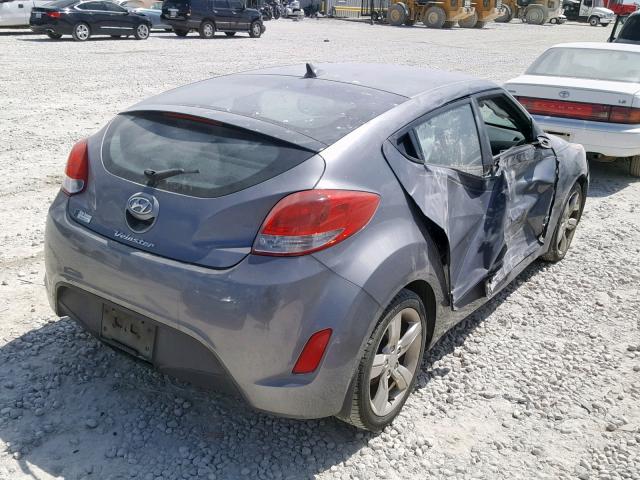 Photo 4 from auction – 2013 HYUNDAI VELOSTER with VIN KMHTC6AD4DU118183