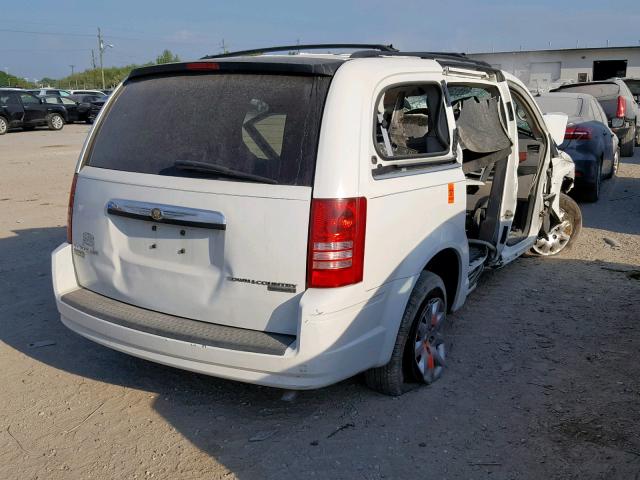 Photo 4 from auction – 2009 CHRYSLER TOWN & COU with VIN 2A8HR44E59R571937