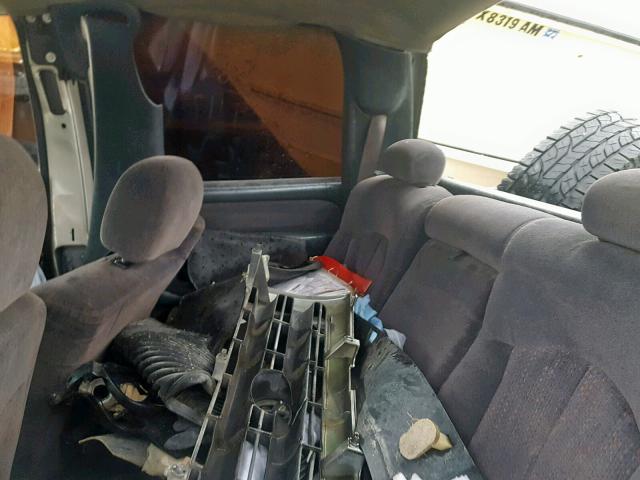 Photo 6 from auction – 2001 CHEVROLET SILVERADO with VIN 1GCJC33191F171877