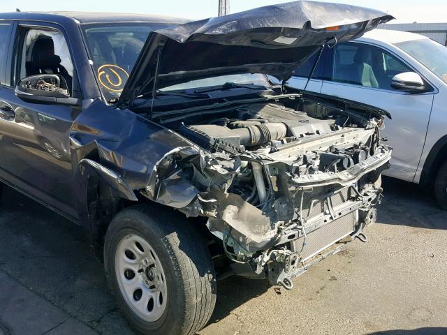 Photo 9 from auction – 2017 TOYOTA 4RUNNER SR with VIN JTEBU5JR5H5454679