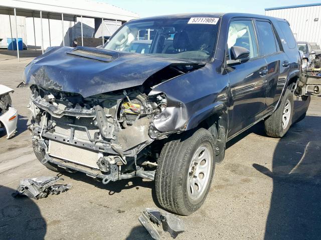 Photo 2 from auction – 2017 TOYOTA 4RUNNER SR with VIN JTEBU5JR5H5454679