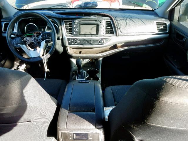 Фото 9 с аукциона – 2017 TOYOTA HIGHLANDER с VIN 5TDZARFH2HS027103