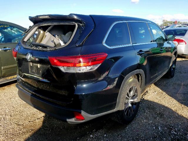 Фото 4 с аукциона – 2017 TOYOTA HIGHLANDER с VIN 5TDZARFH2HS027103