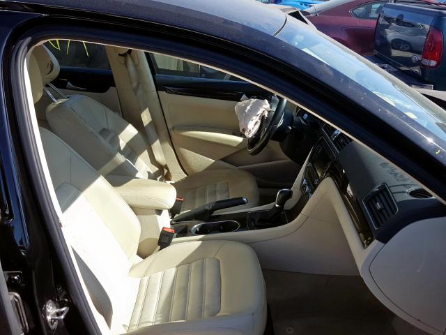 Photo 5 from auction – 2015 VOLKSWAGEN PASSAT SEL with VIN 1VWCV7A32FC096962