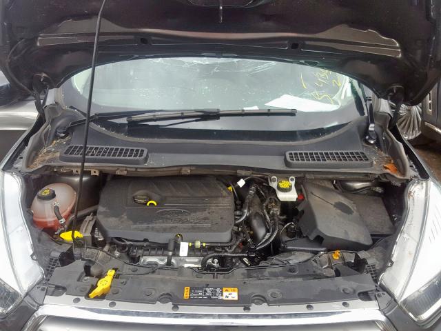 Photo 7 from auction – 2017 FORD ESCAPE SE with VIN 1FMCU9GD9HUB52020