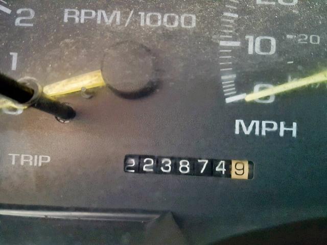 Photo 8 from auction – 1997 CHEVROLET GMT-400 C1 with VIN 2GCEC19R3V1247481