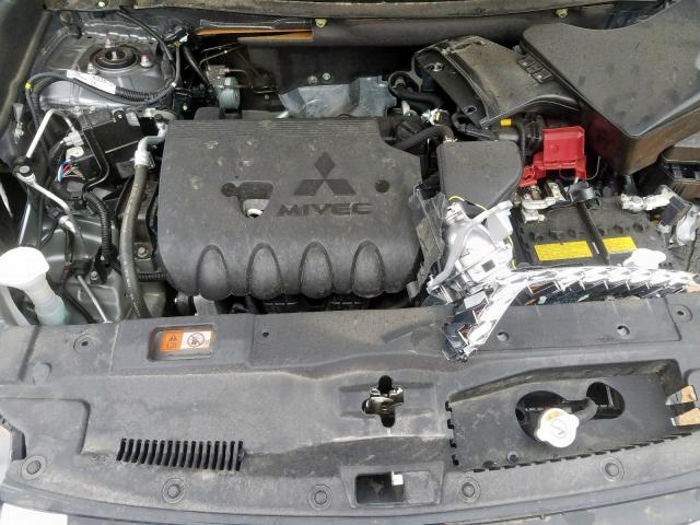 Photo 7 from auction – 2018 MITSUBISHI OUTLANDER with VIN JA4AD2A38JZ052609
