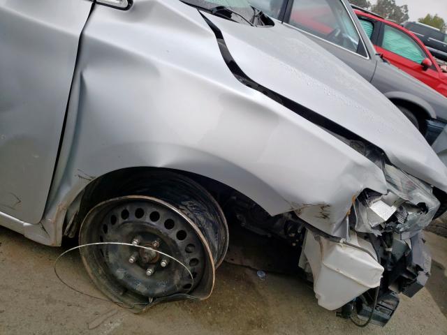 Photo 9 from auction – 2017 NISSAN SENTRA S with VIN 3N1AB7AP7HY247653