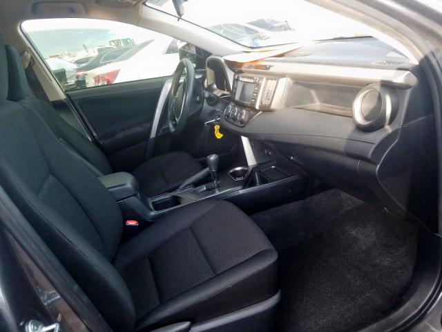 Photo 5 from auction – 2017 TOYOTA RAV4 LE with VIN JTMZFREV9HJ707506