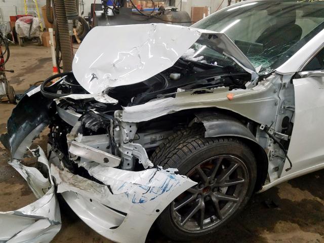 Photo 9 from auction – 2018 TESLA MODEL 3 with VIN 5YJ3E1EA5JF010600