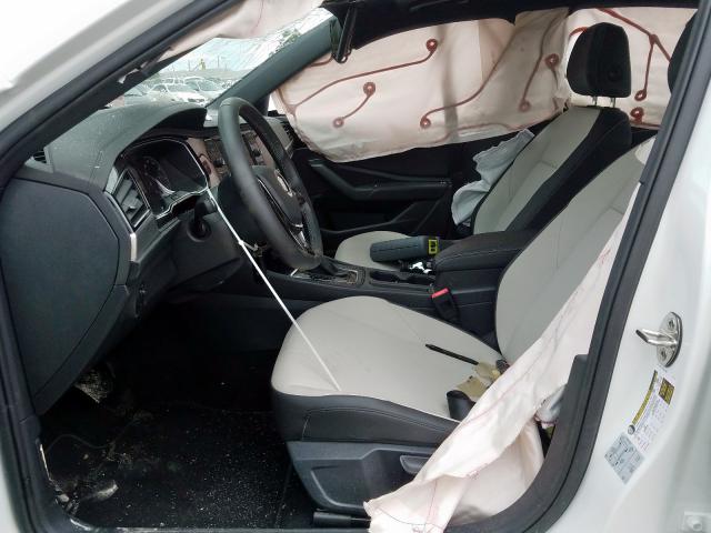 Photo 5 from auction – 2019 VOLKSWAGEN JETTA S with VIN 3VWCB7BU2KM199162