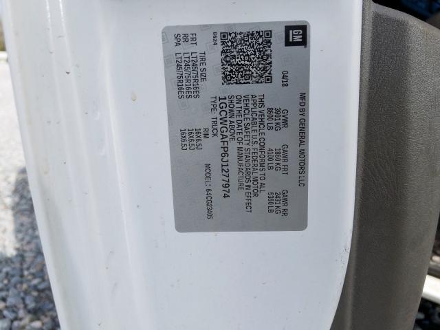 Photo 10 from auction – 2018 CHEVROLET EXPRESS G2 with VIN 1GCWGAFP6J1277974