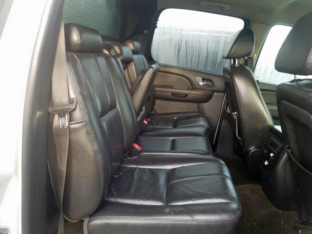 Photo 6 from auction – 2007 CHEVROLET AVALANCHE with VIN 3GNEC12057G288255