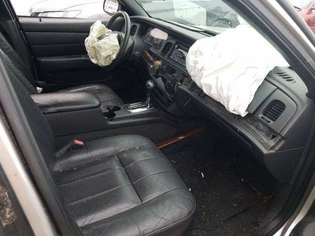 Photo 5 from auction – 2004 FORD CROWN VICT with VIN 2FDHP74W54X168335
