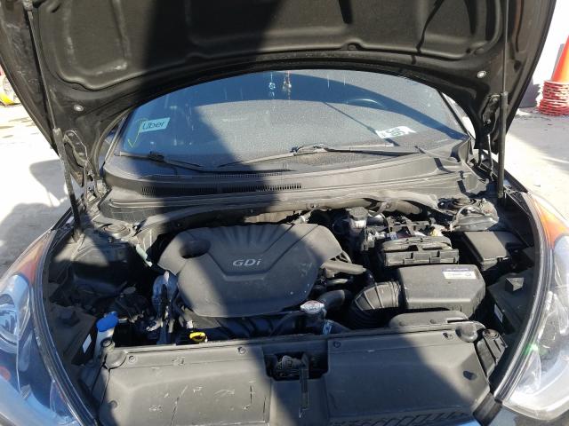 Photo 7 from auction – 2017 HYUNDAI VELOSTER with VIN KMHTC6AD7HU305004