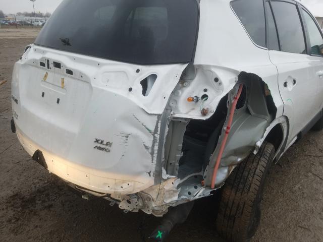 Photo 9 from auction – 2018 TOYOTA RAV4 ADVEN with VIN 2T3RFREV2JW853513
