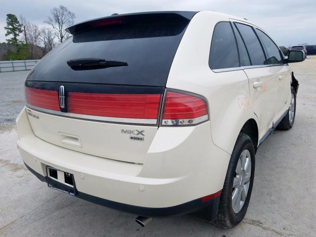 Photo 4 from auction – 2007 LINCOLN MKX with VIN 2LMDU88C57BJ39133
