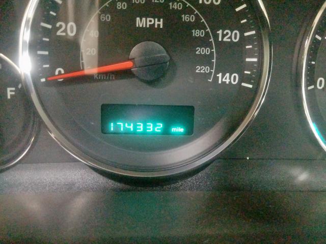 Photo 8 from auction – 2007 JEEP COMMANDER with VIN 1J8HH48KX7C607792